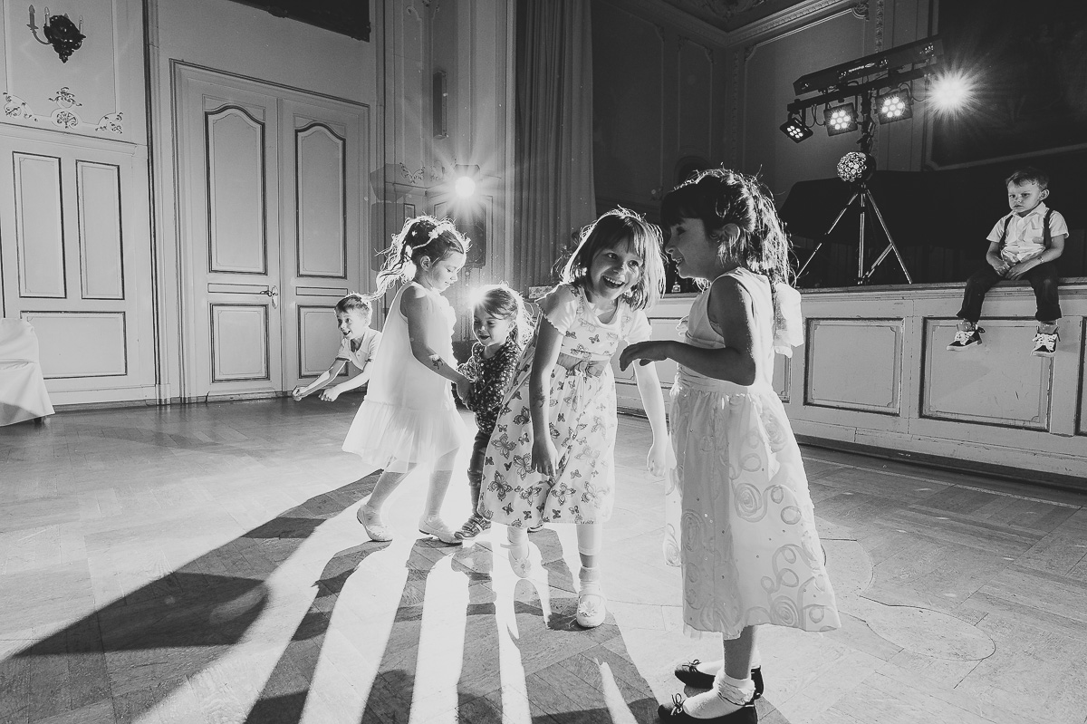 hochzeitsreportage_hochzeitsfotografie_frankfurt_rhein-main_florian_leist_hochzeitsfotograf_carina_kolja_wedding_photography_portrait_jornalismus_hochzeitsjornalismus_0029