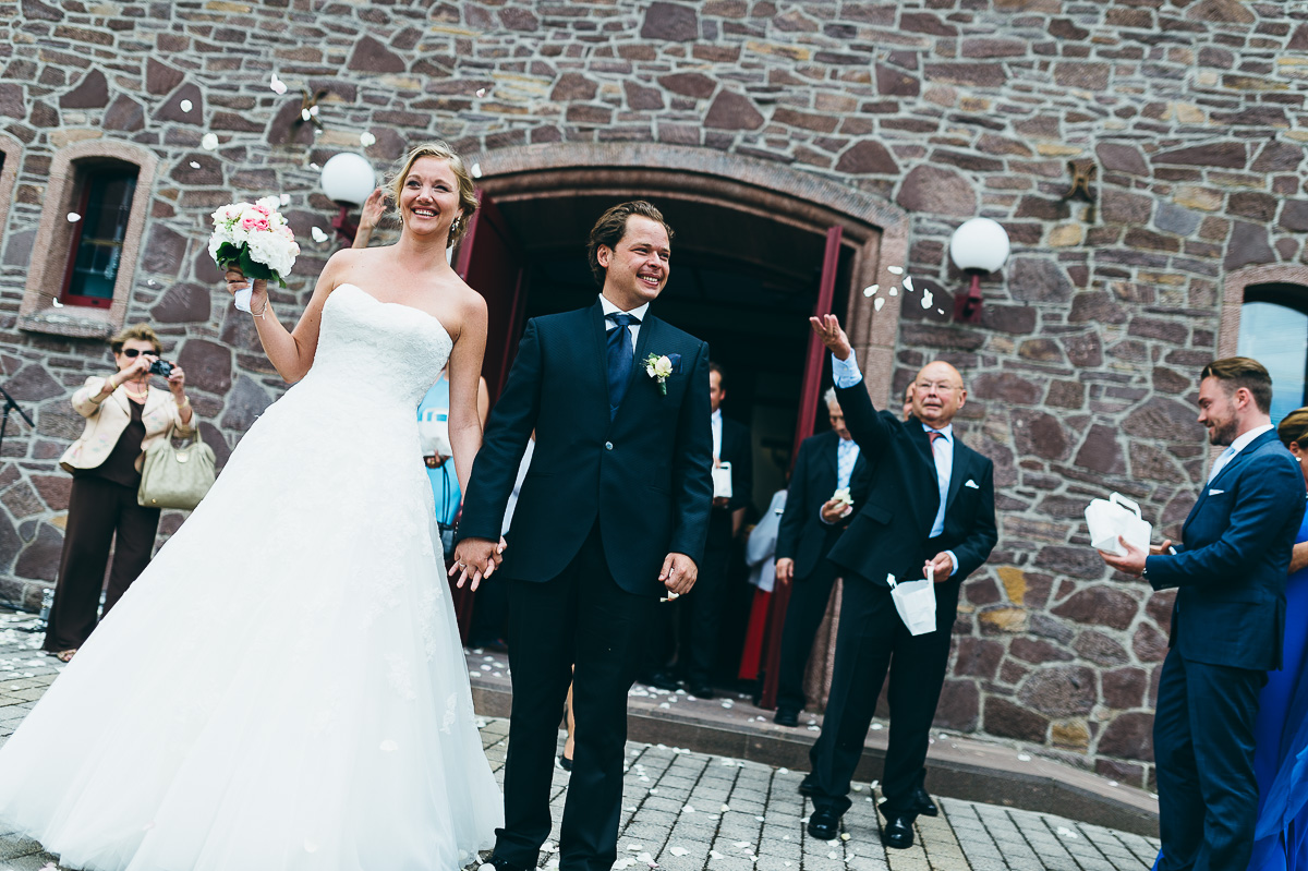 hochzeit_jp_wiesbaden_dreieich_hochzeitsfotograf_rhein-main_frankfurt_florian_leist_hochzeitsreportage_hochzeitsjournalismus_0028