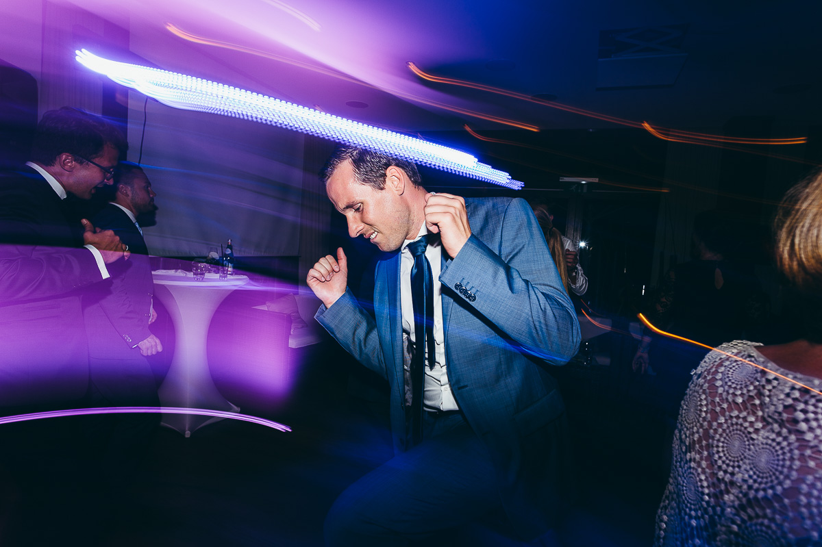 hochzeit_jp_wiesbaden_dreieich_hochzeitsfotograf_rhein-main_frankfurt_florian_leist_hochzeitsreportage_hochzeitsjournalismus_0077