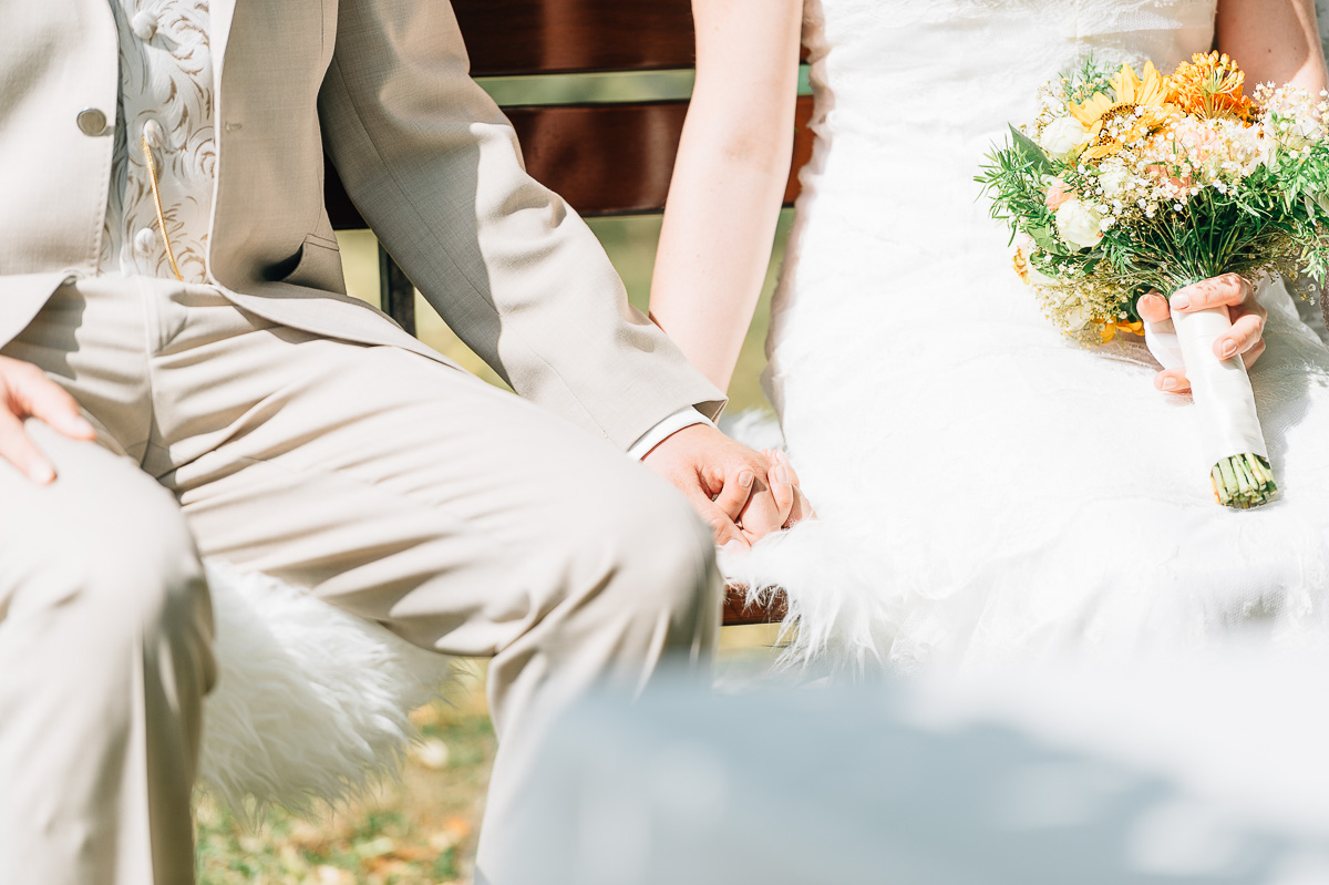 Hochzeit auf dem schönen Weiherhof Wächtersbach hochzeit_jc_weiherhof_waechtersbach_dreieich_hochzeitsfotograf_rhein-main_frankfurt_florian_leist_hochzeitsreportage_hochzeitsjournalismus_0020