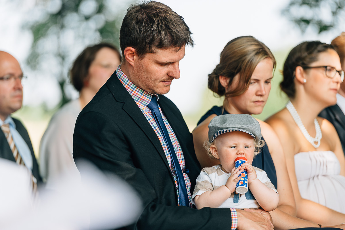 Hochzeit auf dem schönen Weiherhof Wächtersbach hochzeit_jc_weiherhof_waechtersbach_dreieich_hochzeitsfotograf_rhein-main_frankfurt_florian_leist_hochzeitsreportage_hochzeitsjournalismus_0023