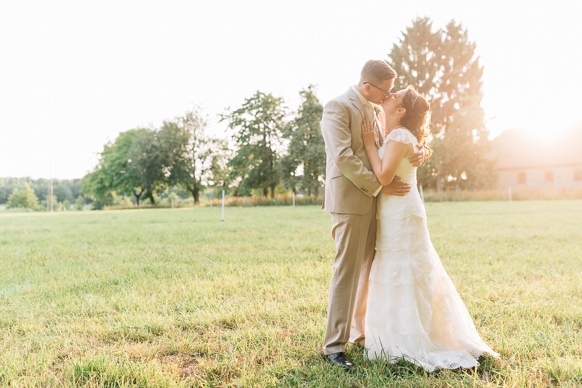 Hochzeit auf dem schönen Weiherhof Wächtersbach hochzeit_jc_weiherhof_waechtersbach_dreieich_hochzeitsfotograf_rhein-main_frankfurt_florian_leist_hochzeitsreportage_hochzeitsjournalismus_0054