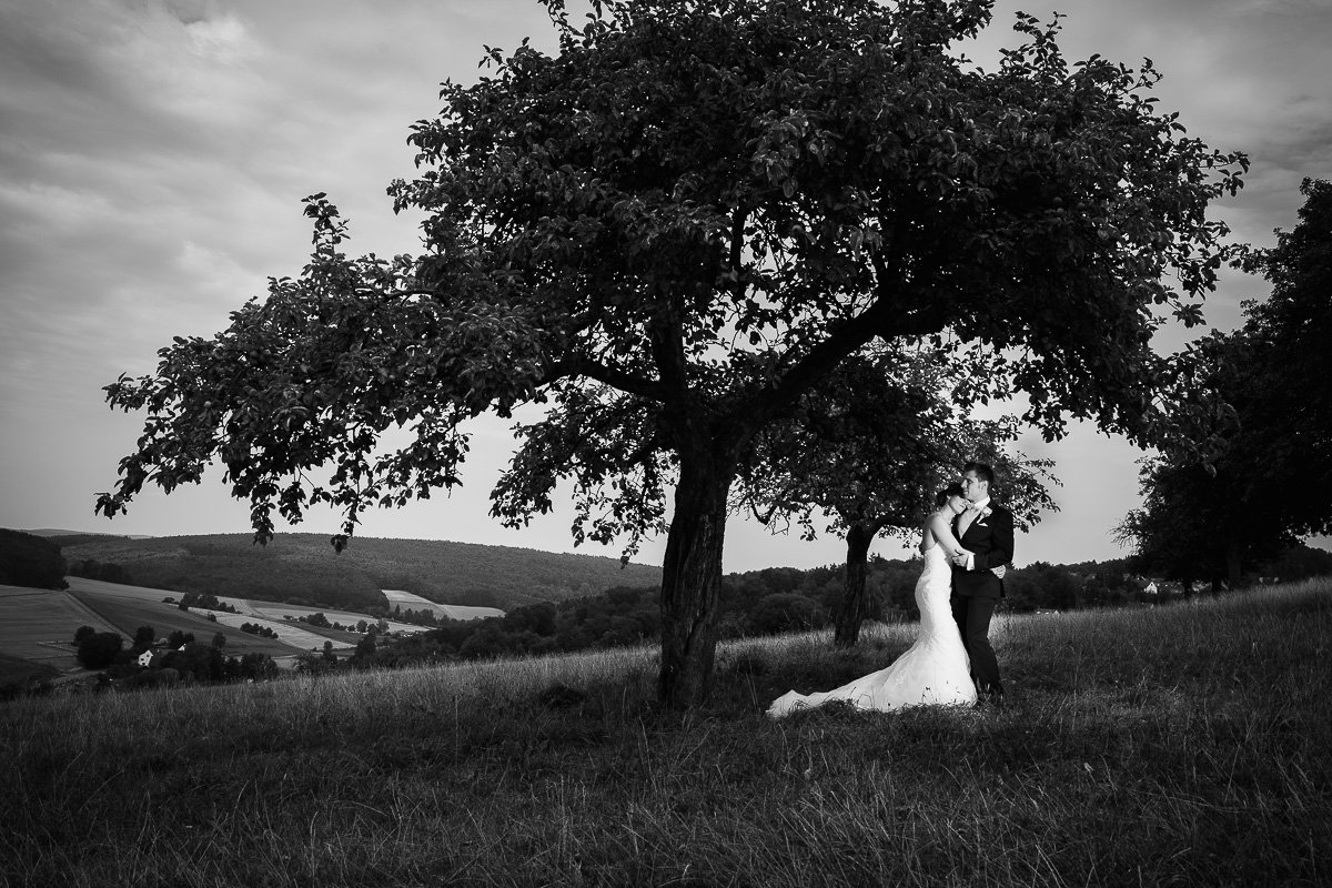 Hochzeitsfotograf im Brombachtal Odenwald hochzeit_odenwald_dieburg_brombachtal_rhein-main_frankfurt_hochzeitsreportage_hochzeitsjournalismus_florian_leist_ 10